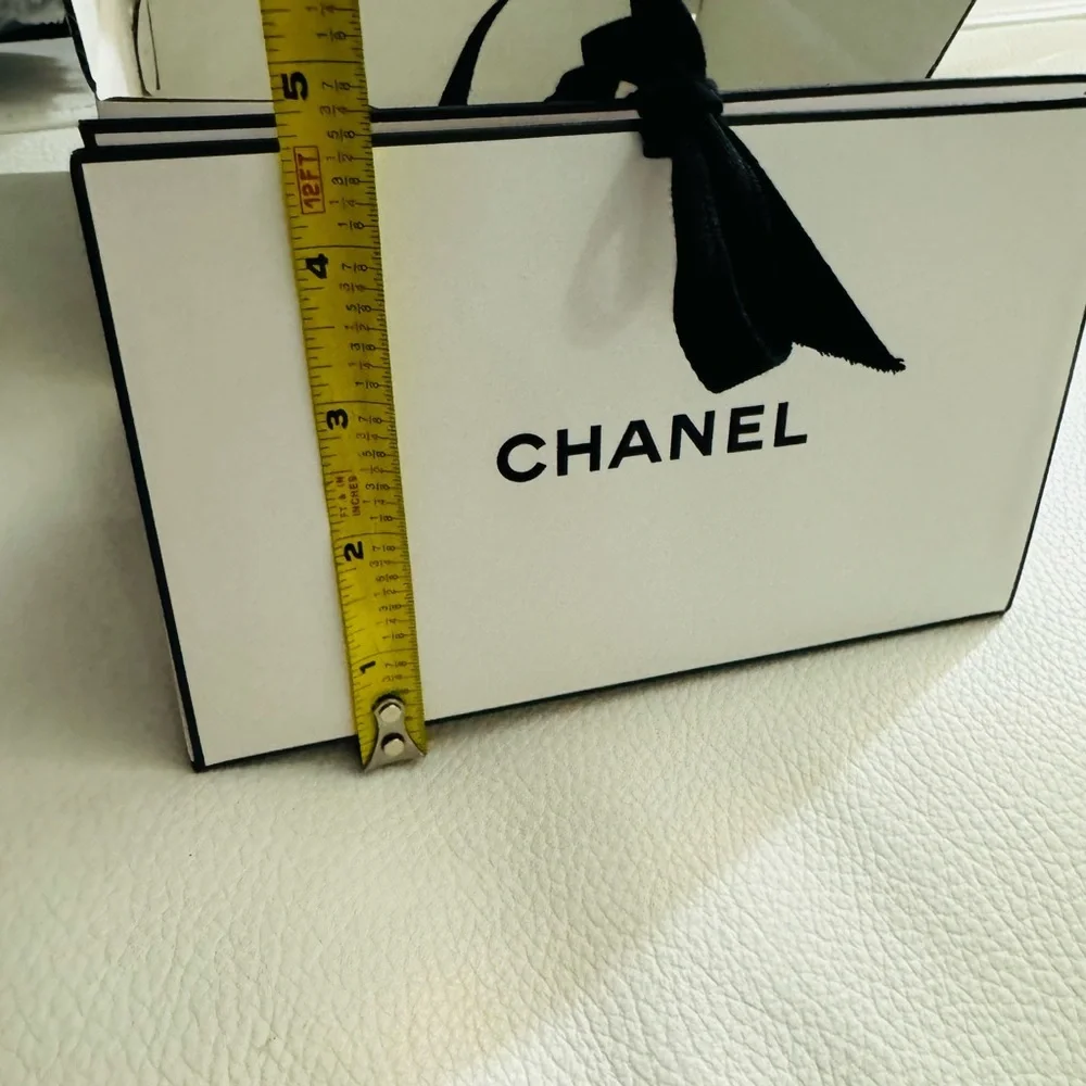 Chanel authentic Gift bag with Gift Message blank card and Envelope